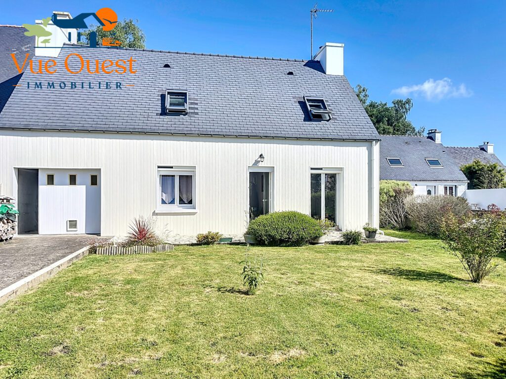 MERLEVENEZ - Maison 3 chambres dont une au plain-pied !