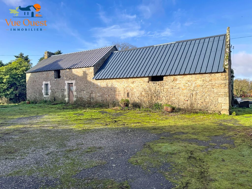 KERVIGNAC - Longères à réhabiliter